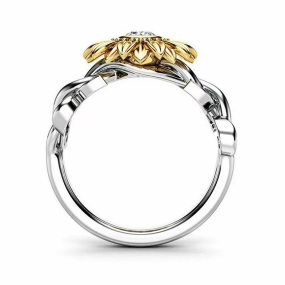 Sunflower Ring Exquisite Silver Crystal Sunflower Statement Ring - Picture 5 of 8